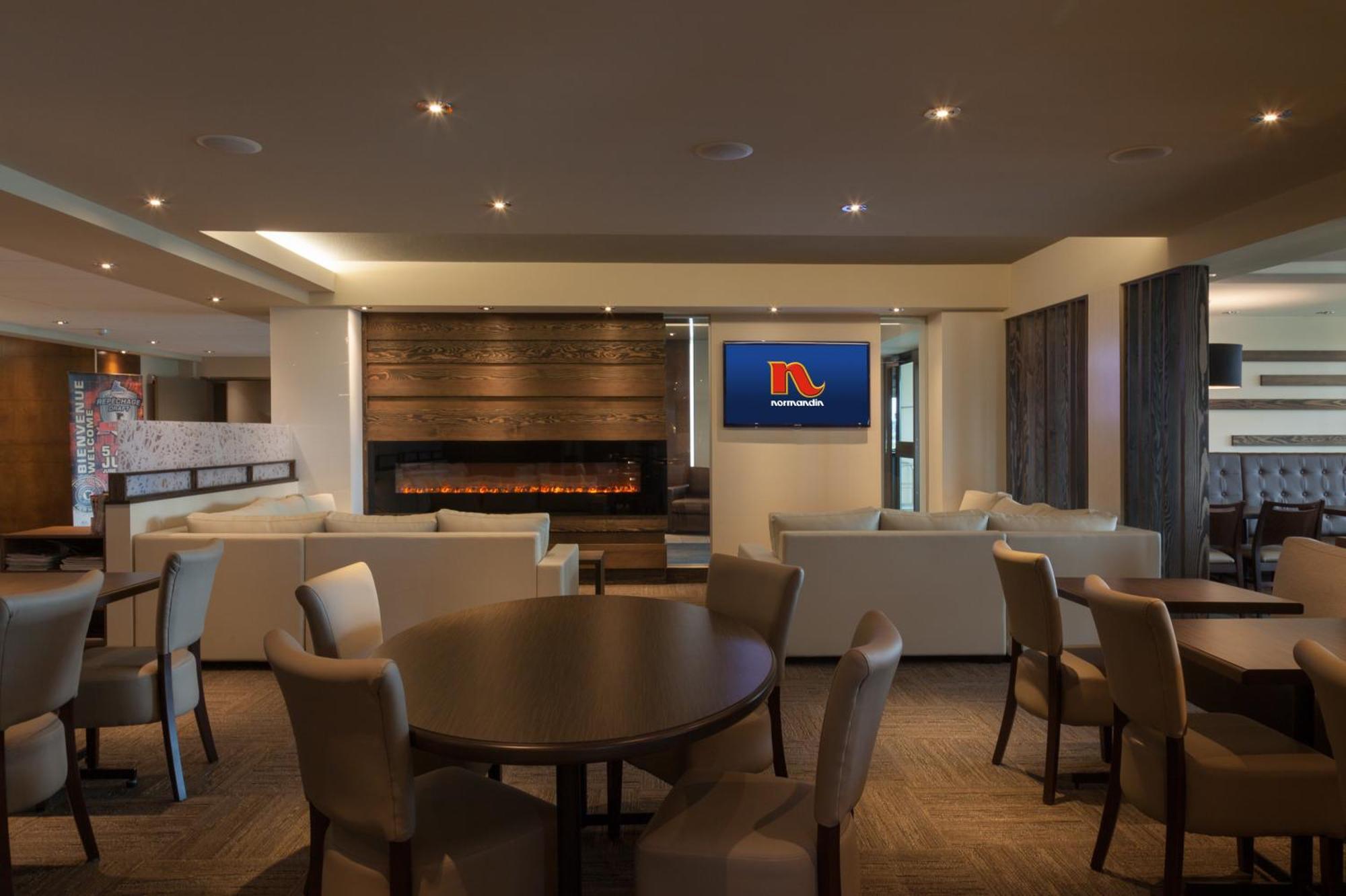 Hotel & Suites Normandin Quebec Exteriér fotografie