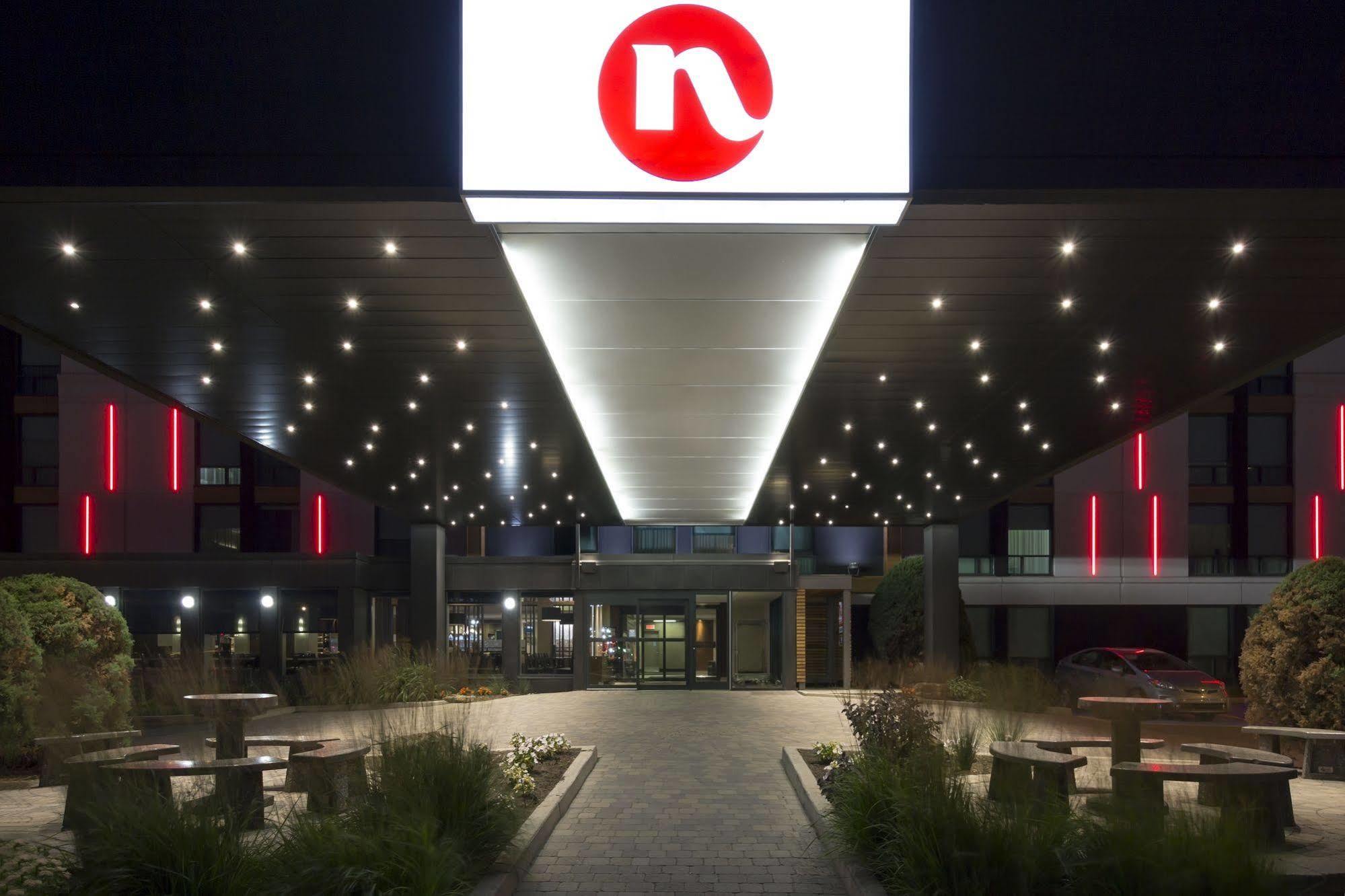 Hotel & Suites Normandin Quebec Exteriér fotografie
